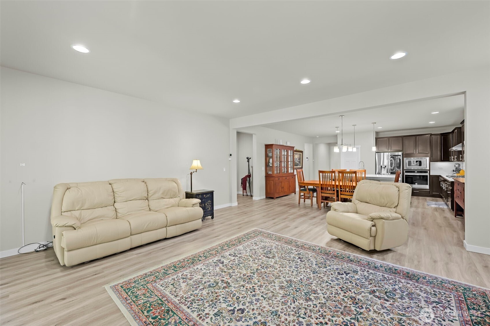 4956 Castleton Road Property Photo 8