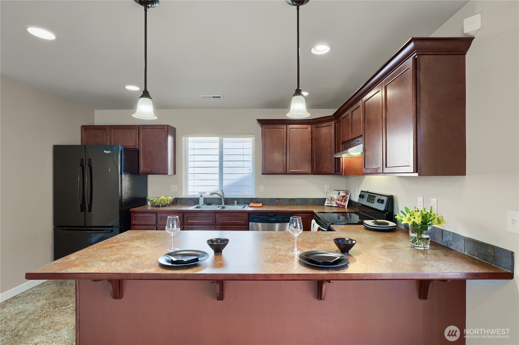 2405 192nd Place Property Photo 8