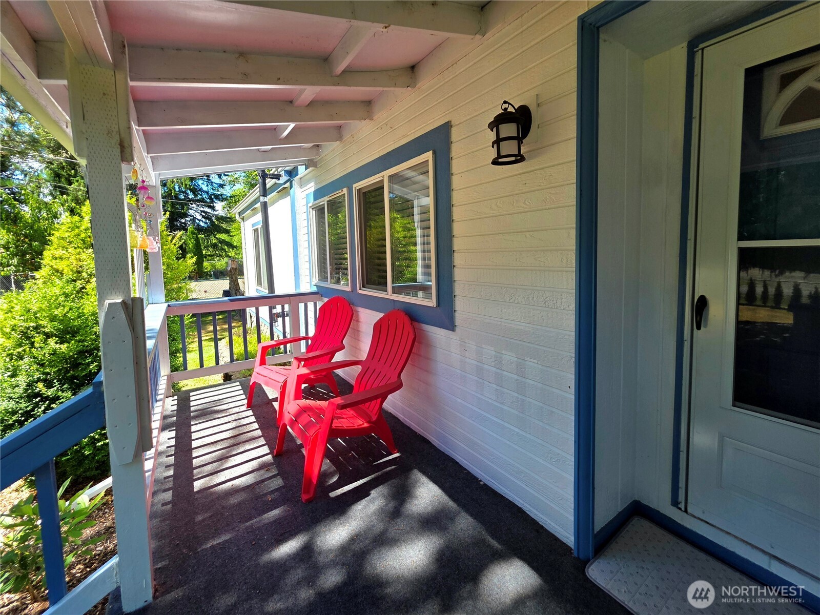 521 Central Avenue Property Photo 3