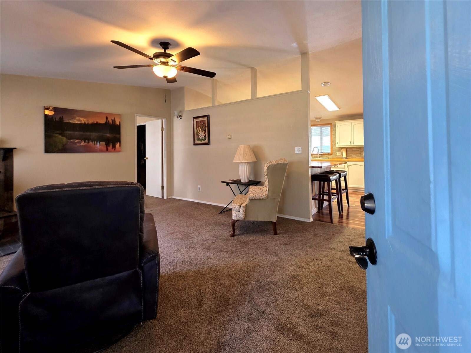 521 Central Avenue Property Photo 4