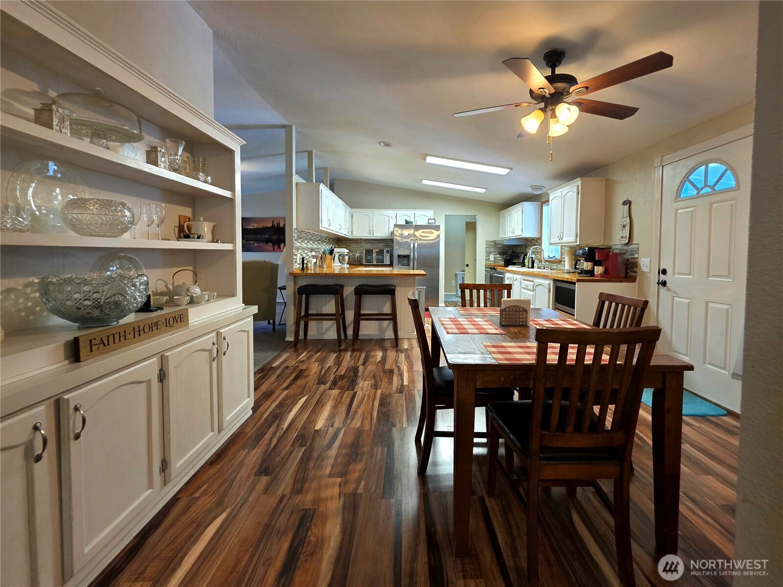 521 Central Avenue Property Photo 15