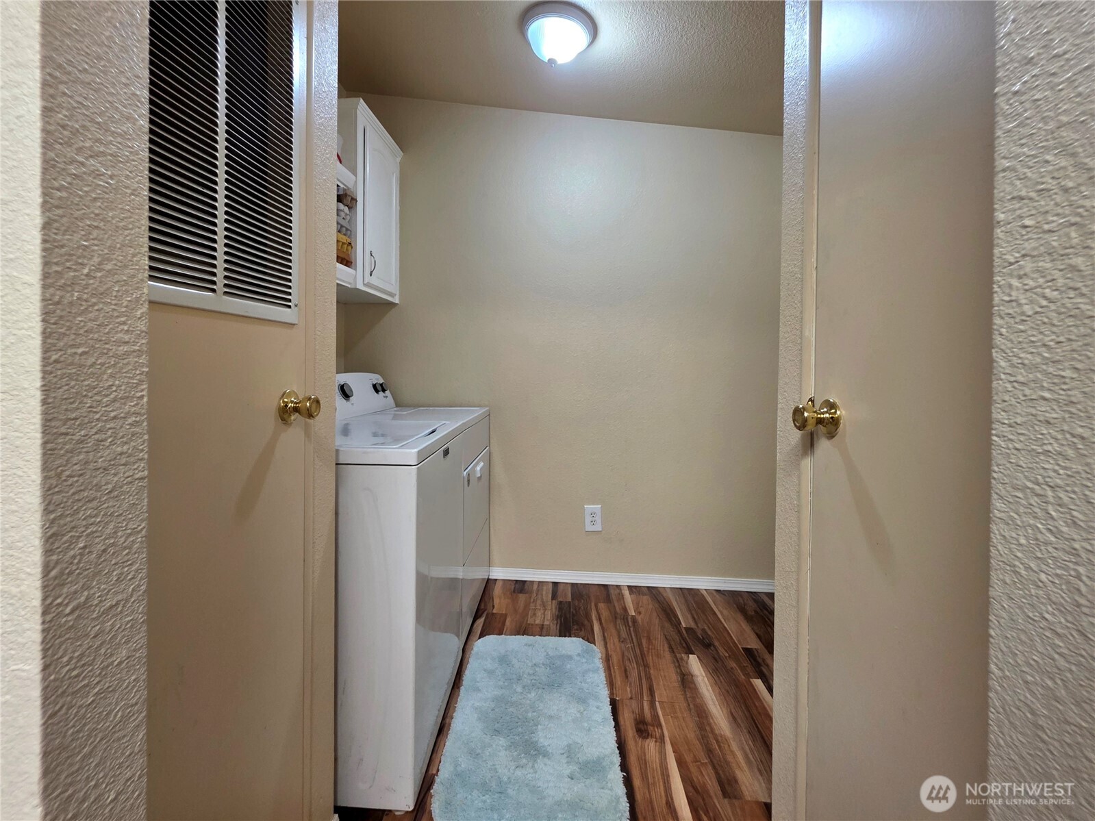 521 Central Avenue Property Photo 20