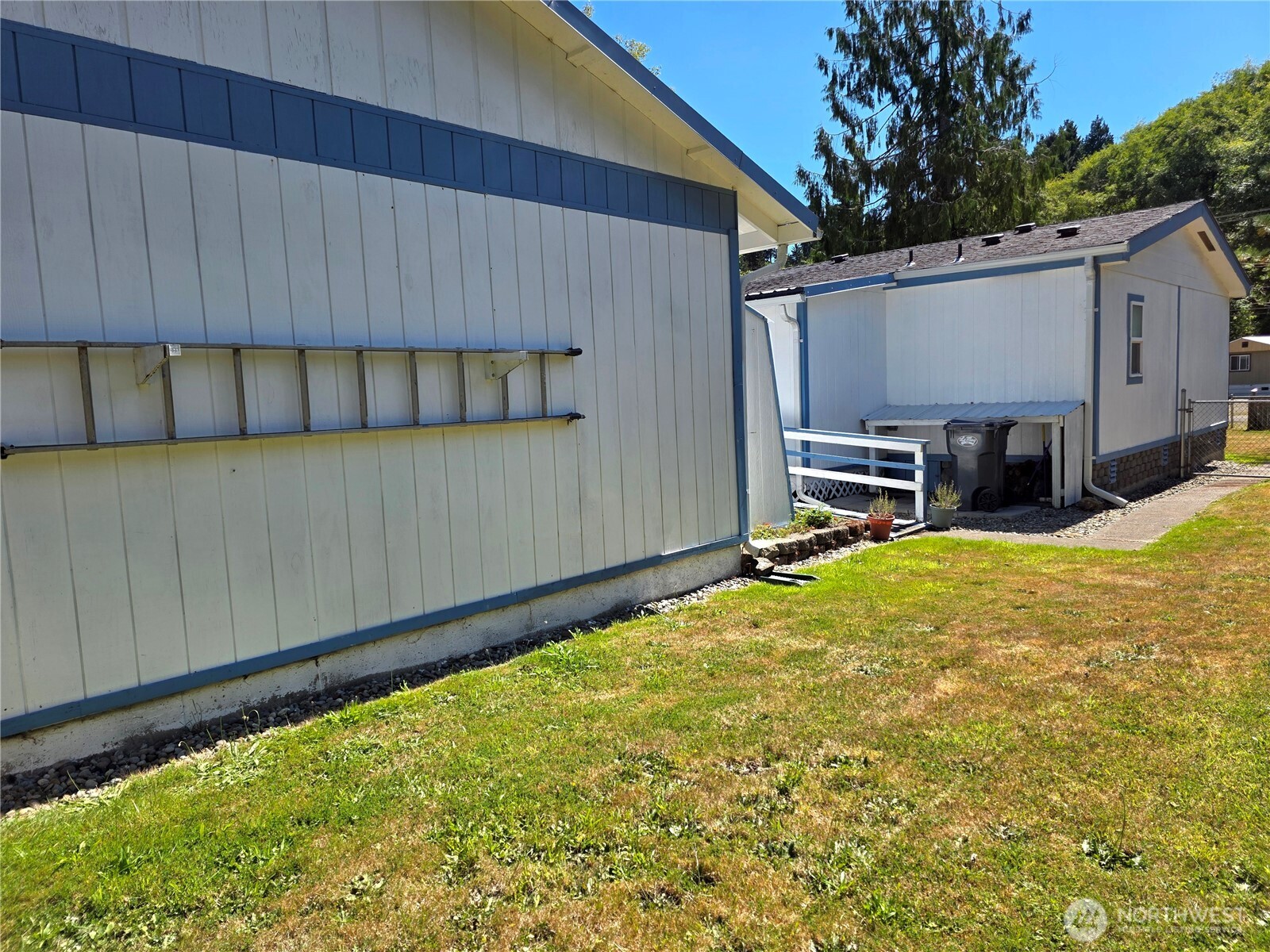 521 Central Avenue Property Photo 23