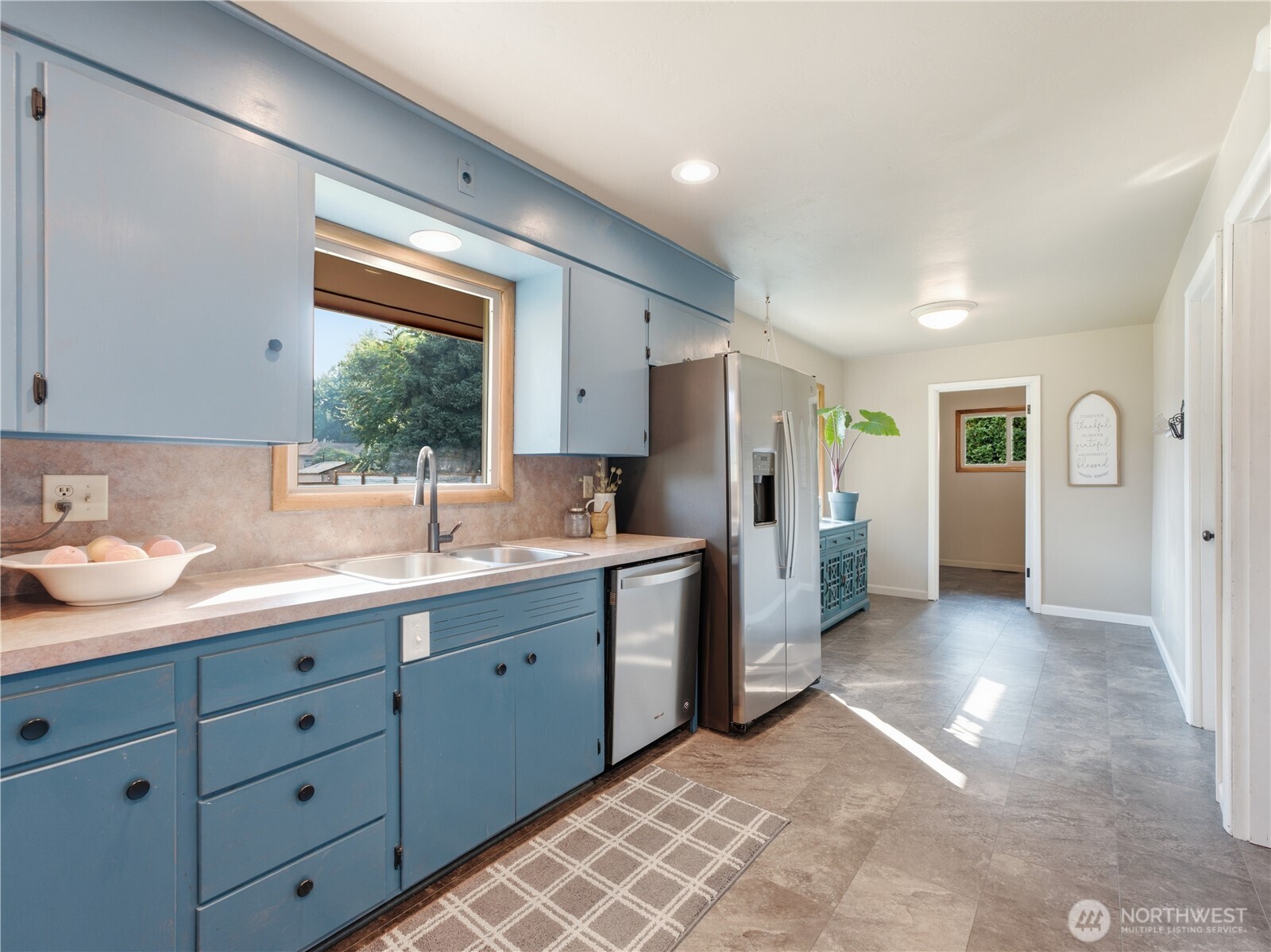 567 Dayton Avenue Property Photo 14