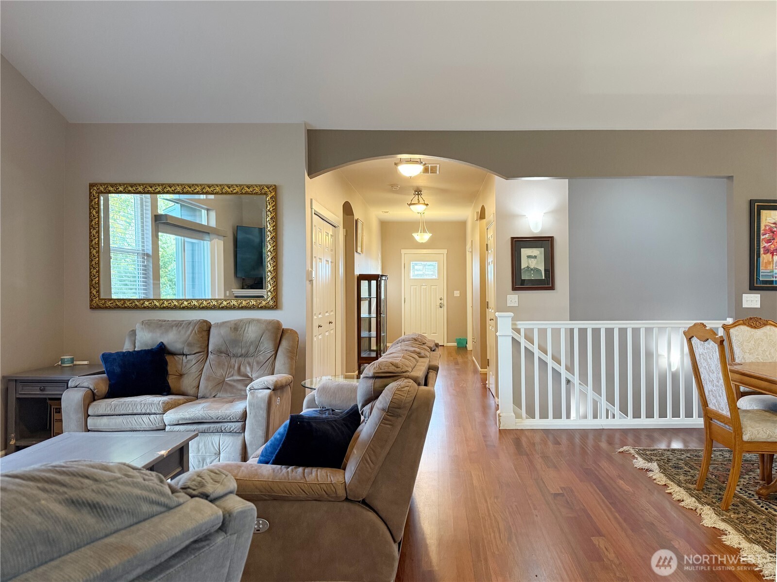 4541 E Broadway Street Property Photo 3