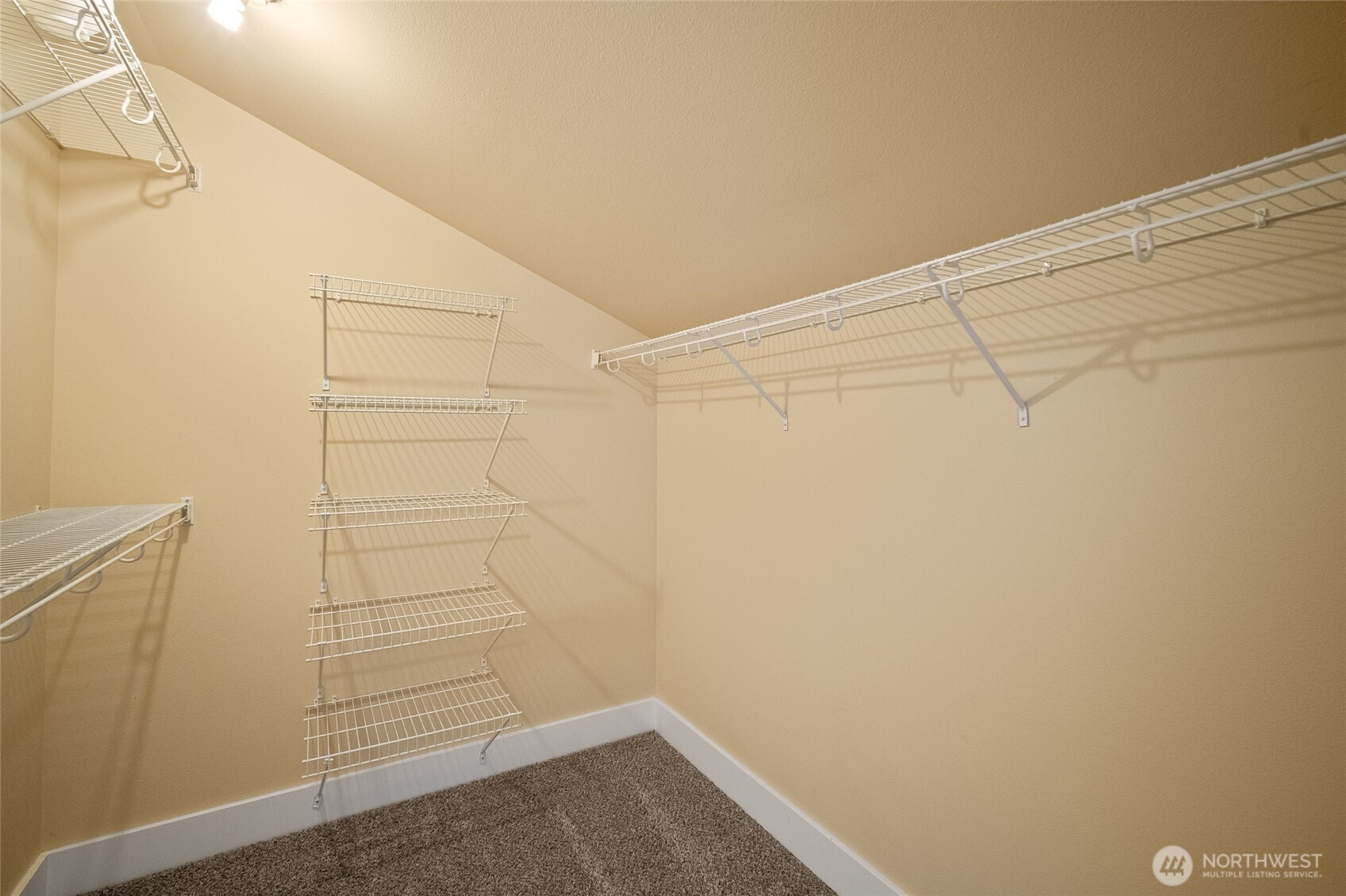 496 Harvest Edge Pl Property Photo 27