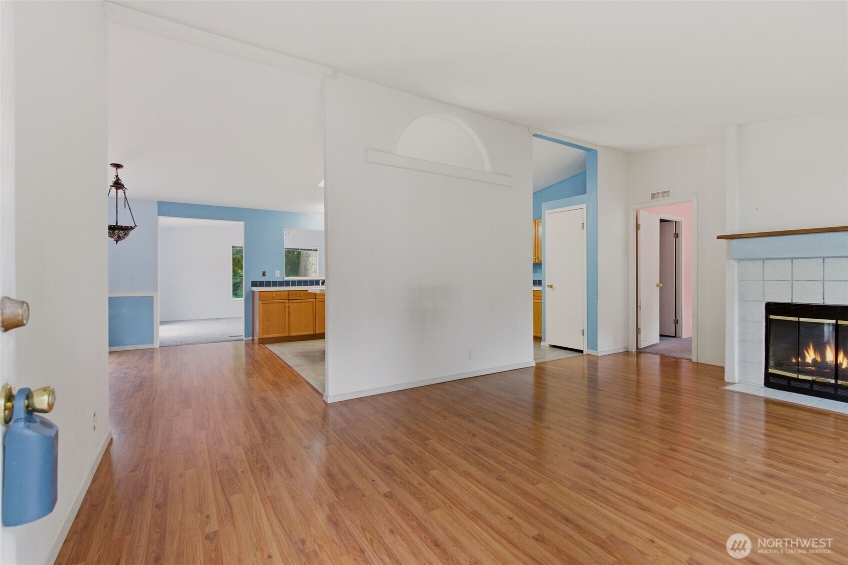 3244 Mardell Drive Property Photo 6