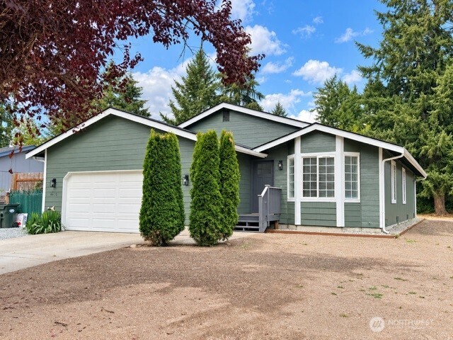 4415 E 228th Street Property Photo 1
