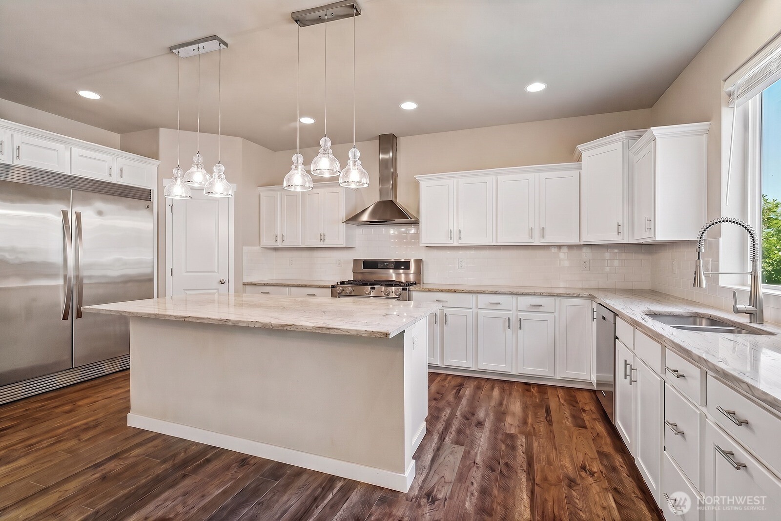 16237 76th Avenue Court Property Photo 8
