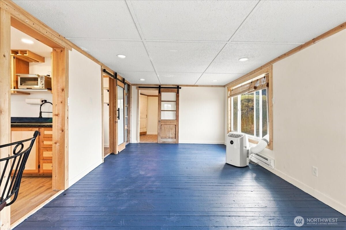 810 Spokane Way Property Photo 33