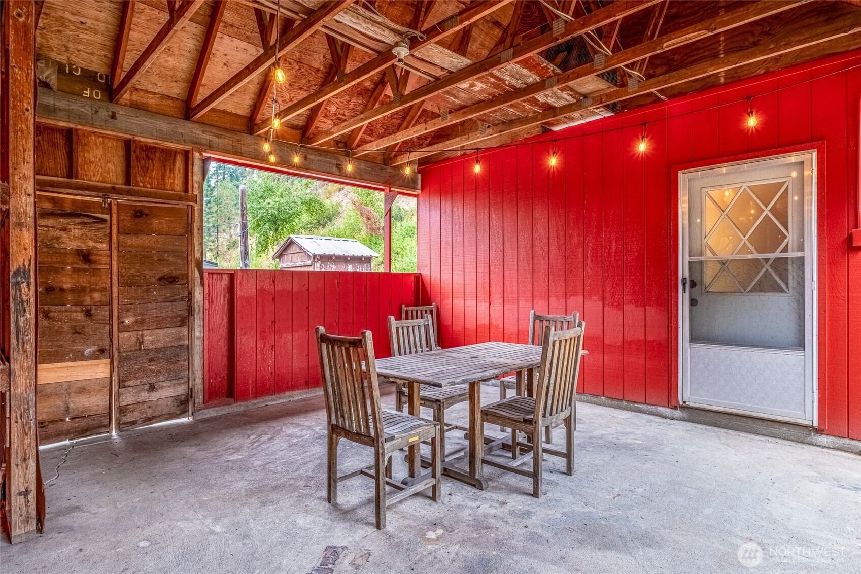 12069 Chumstick Highway Property Photo 32