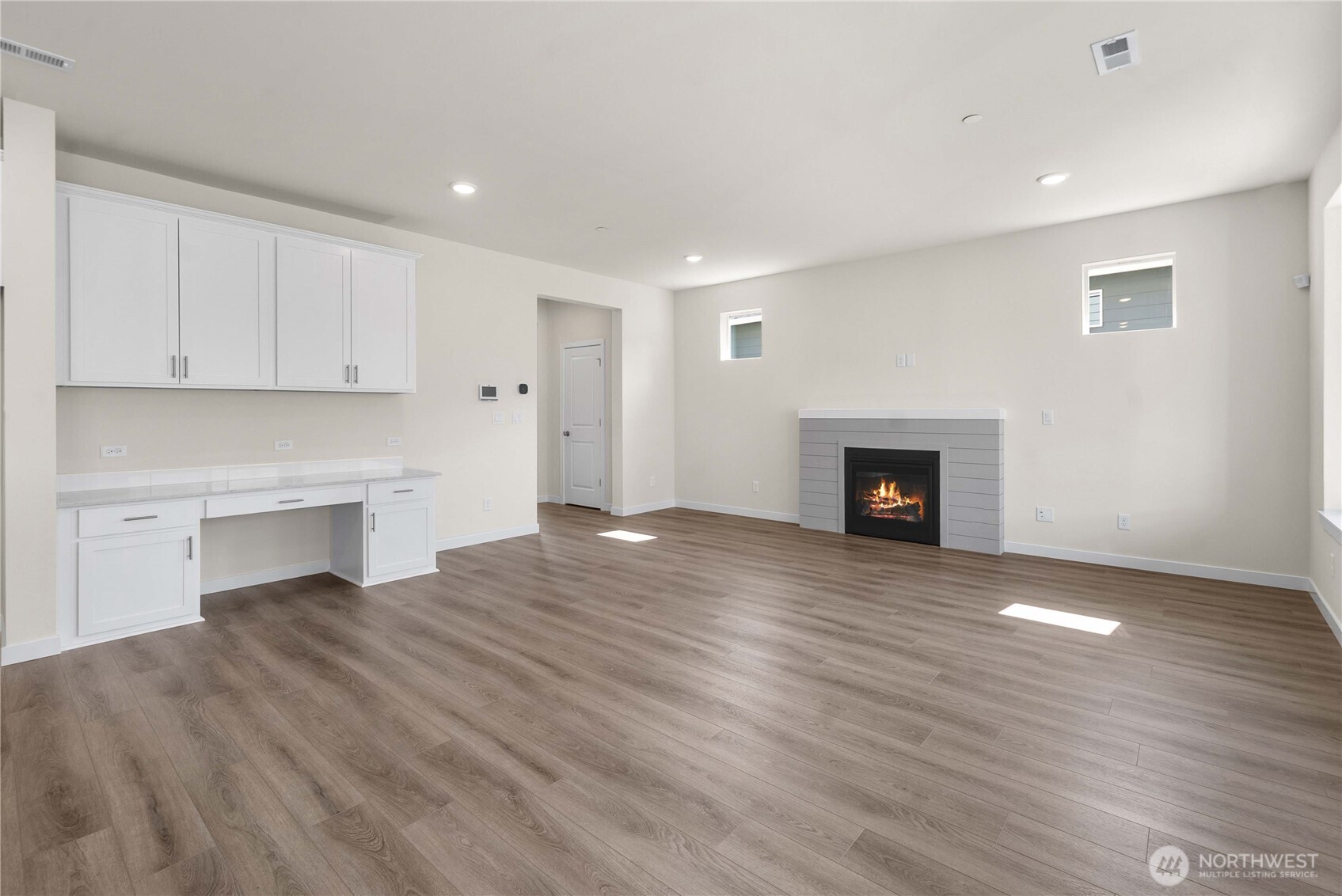 3951 Flat Top Drive Property Photo 4