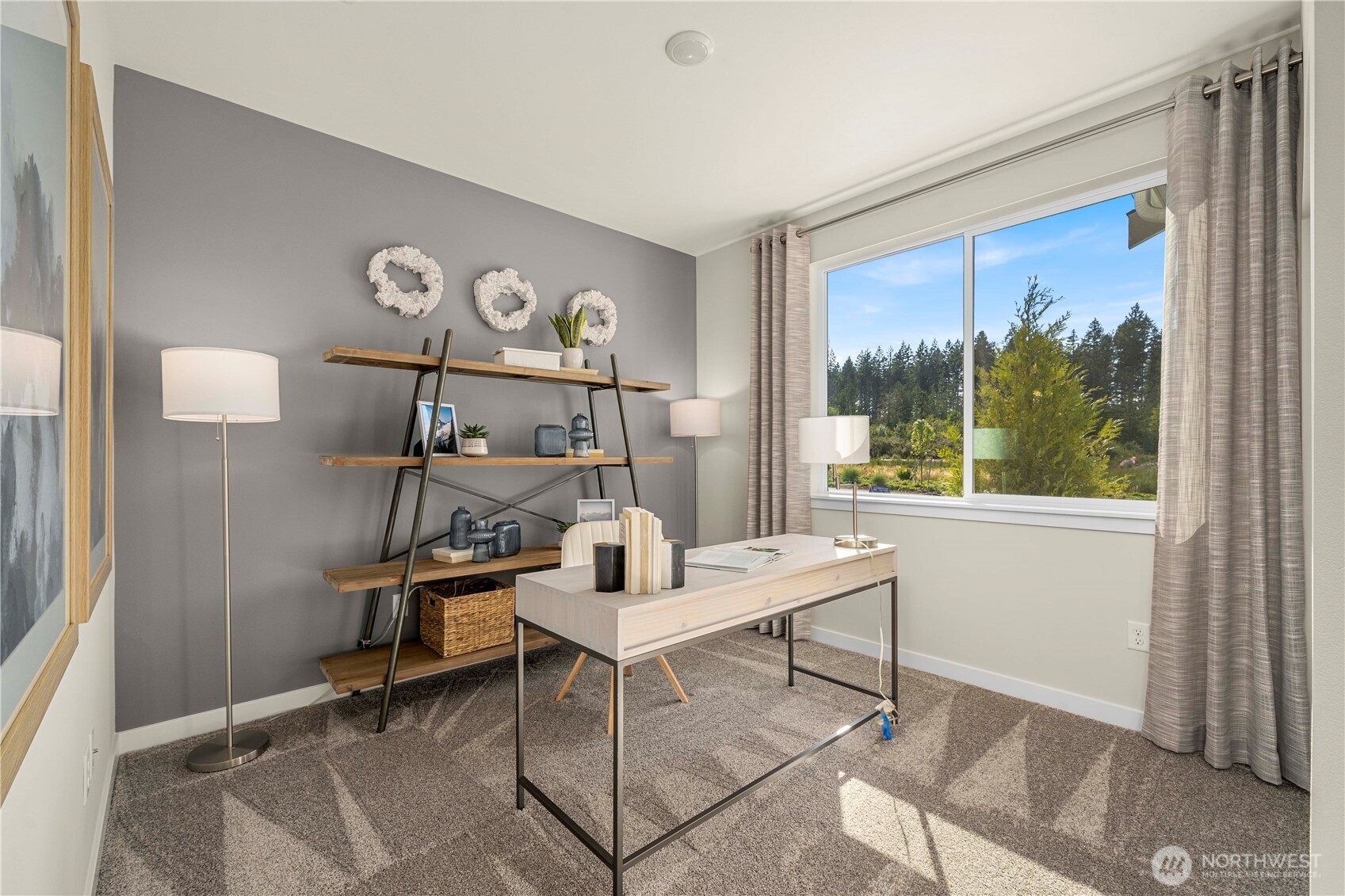 3923 Flat Top Drive Property Photo 4