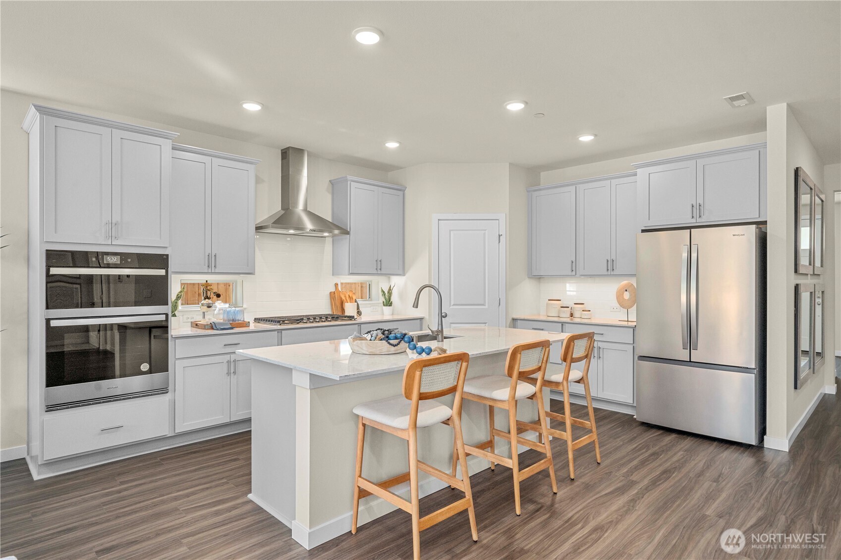 3923 Flat Top Drive Property Photo 17