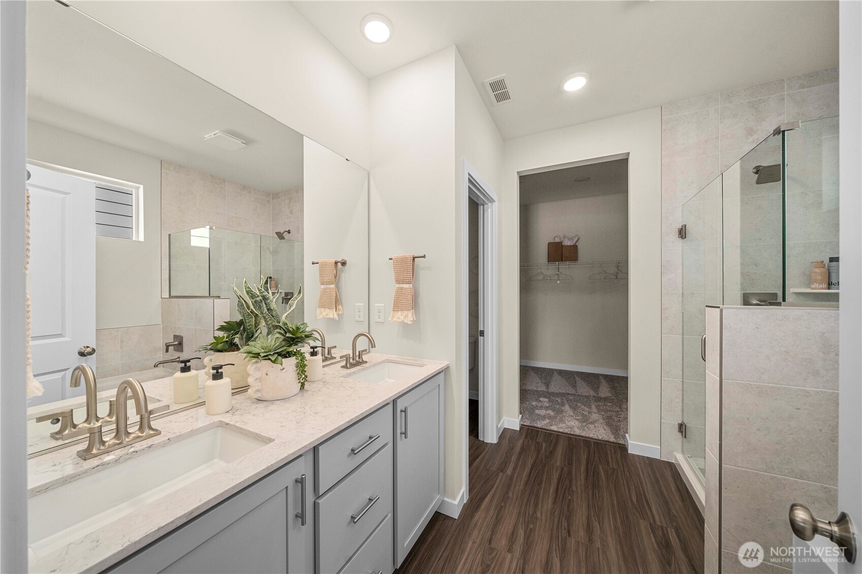 3923 Flat Top Drive Property Photo 20