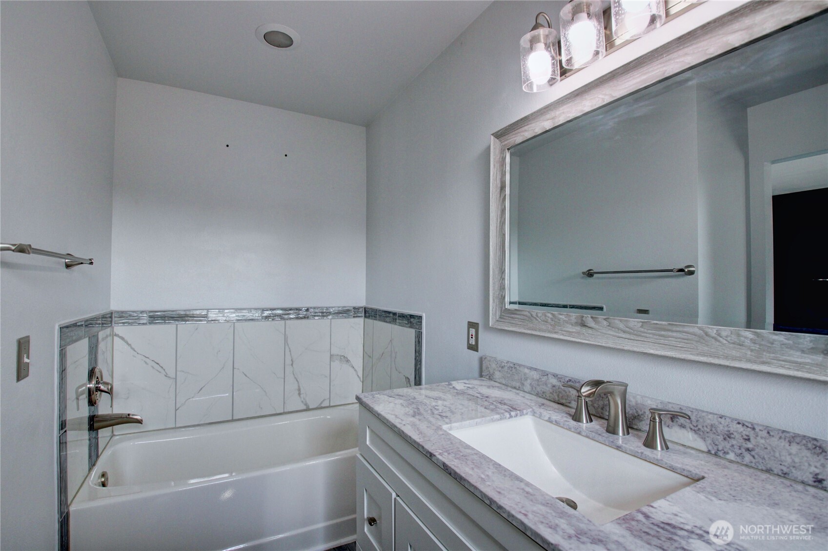 15355 Heintz Avenue Property Photo 17