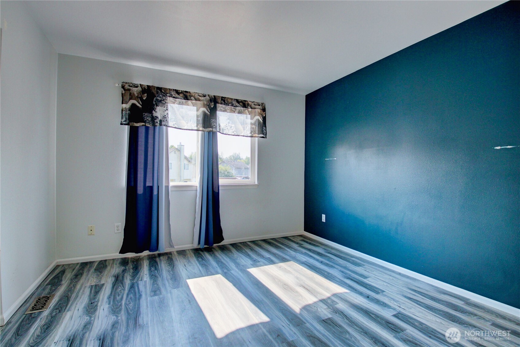 15355 Heintz Avenue Property Photo 19