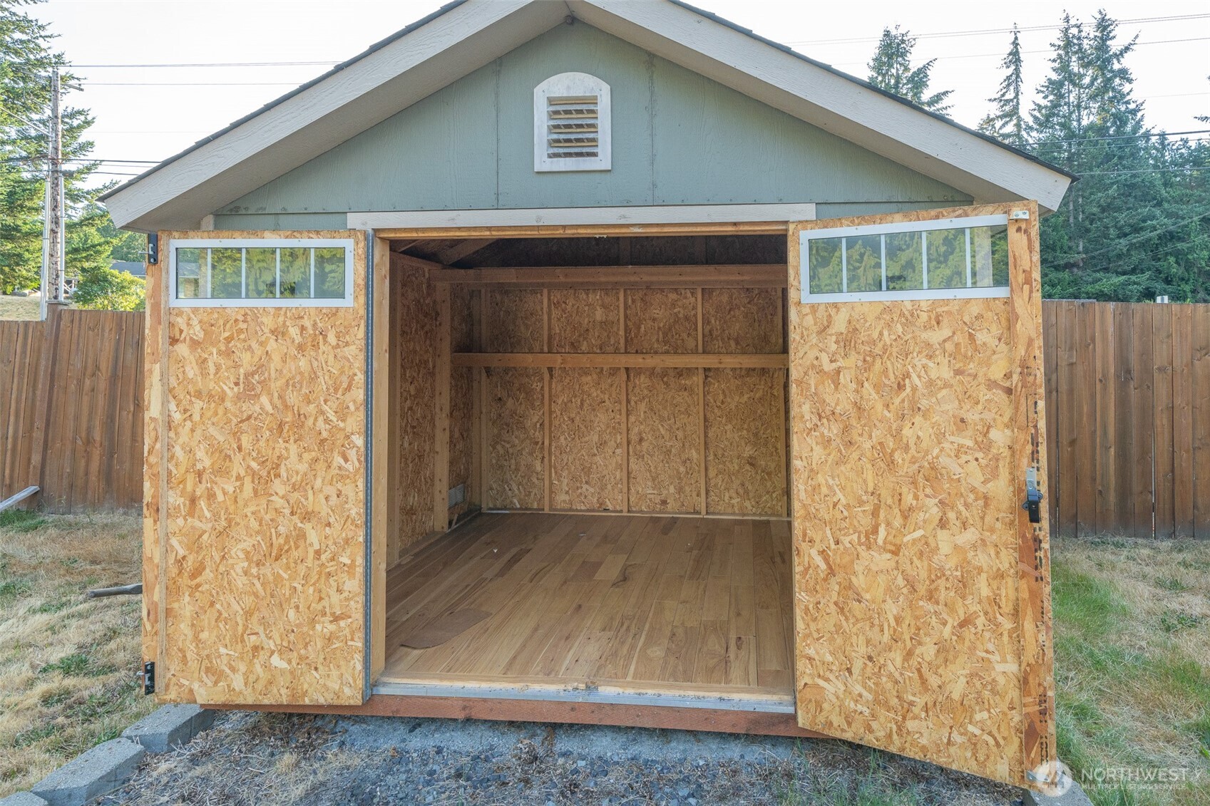 704 105th Place Property Photo 17