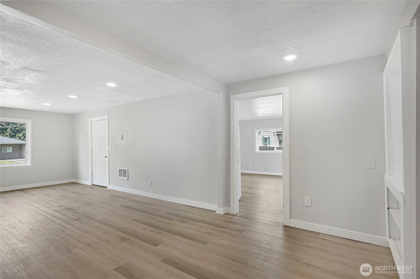 256 Douglas Street Property Photo 16