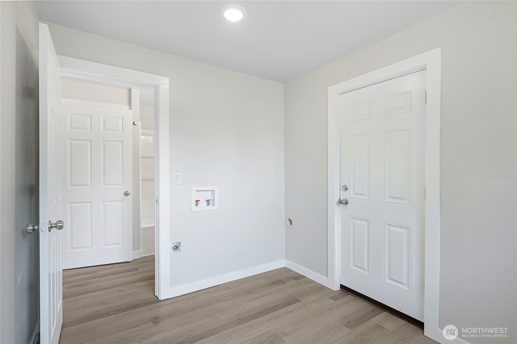256 Douglas Street Property Photo 17