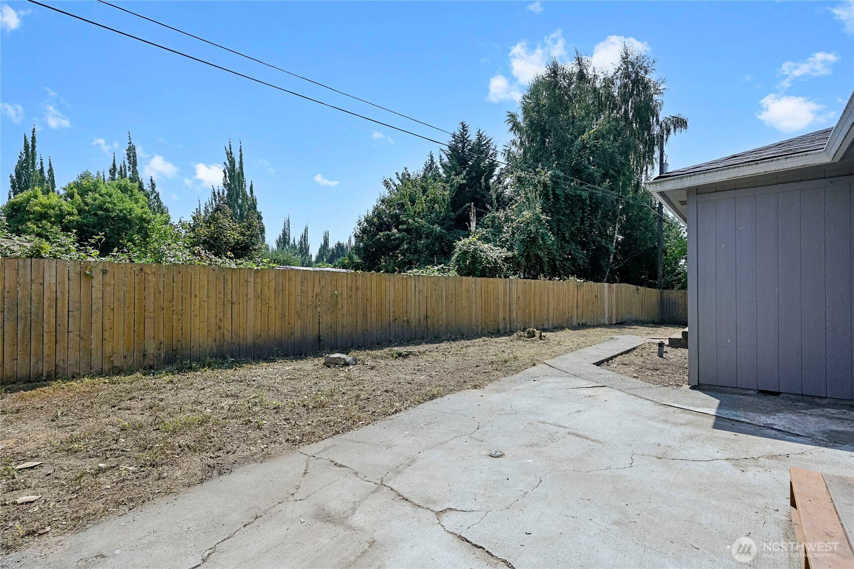 256 Douglas Street Property Photo 37