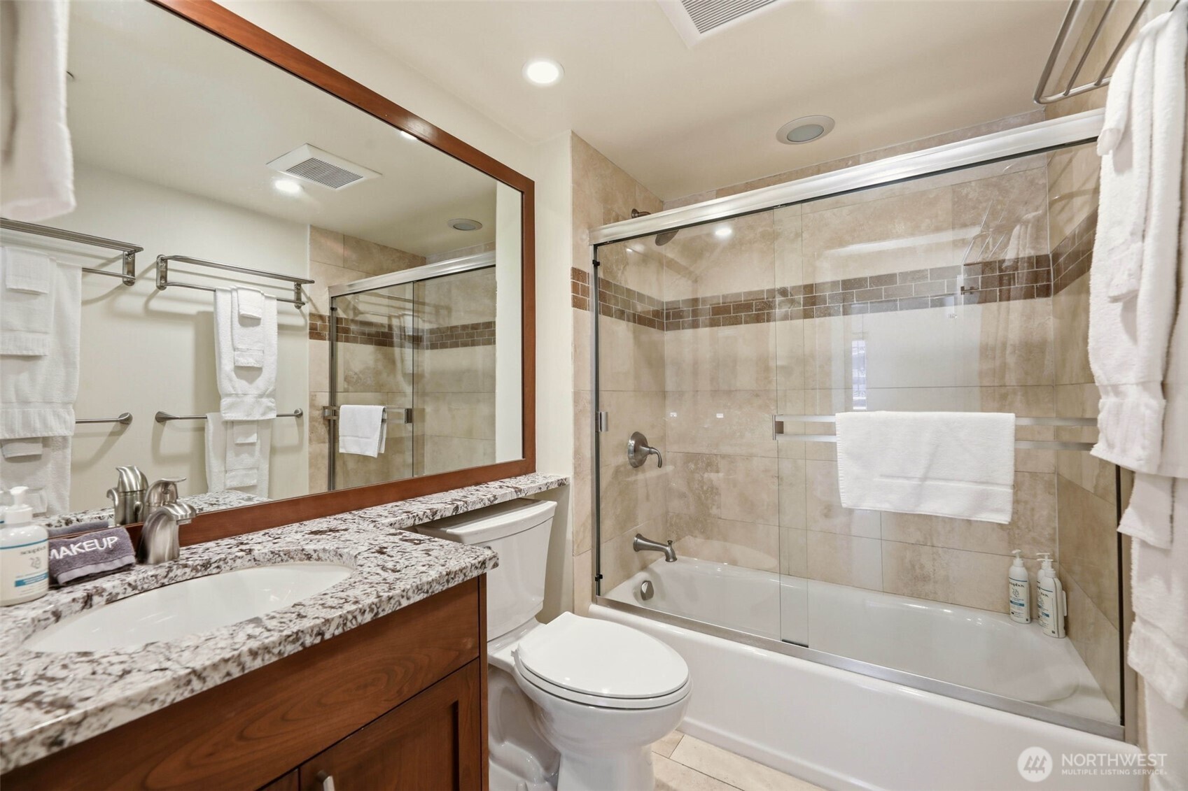 1415 2nd Avenue 2106 Property Photo 9