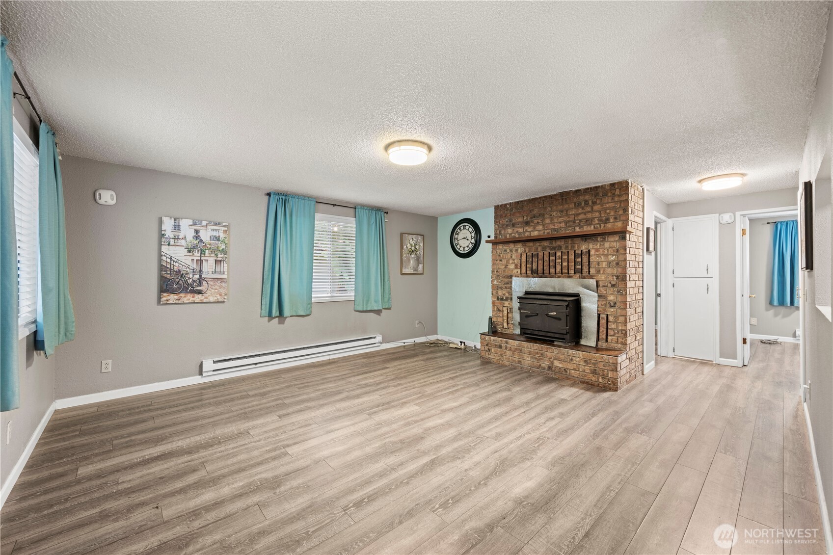 42032 N Shore Lane Property Photo 4