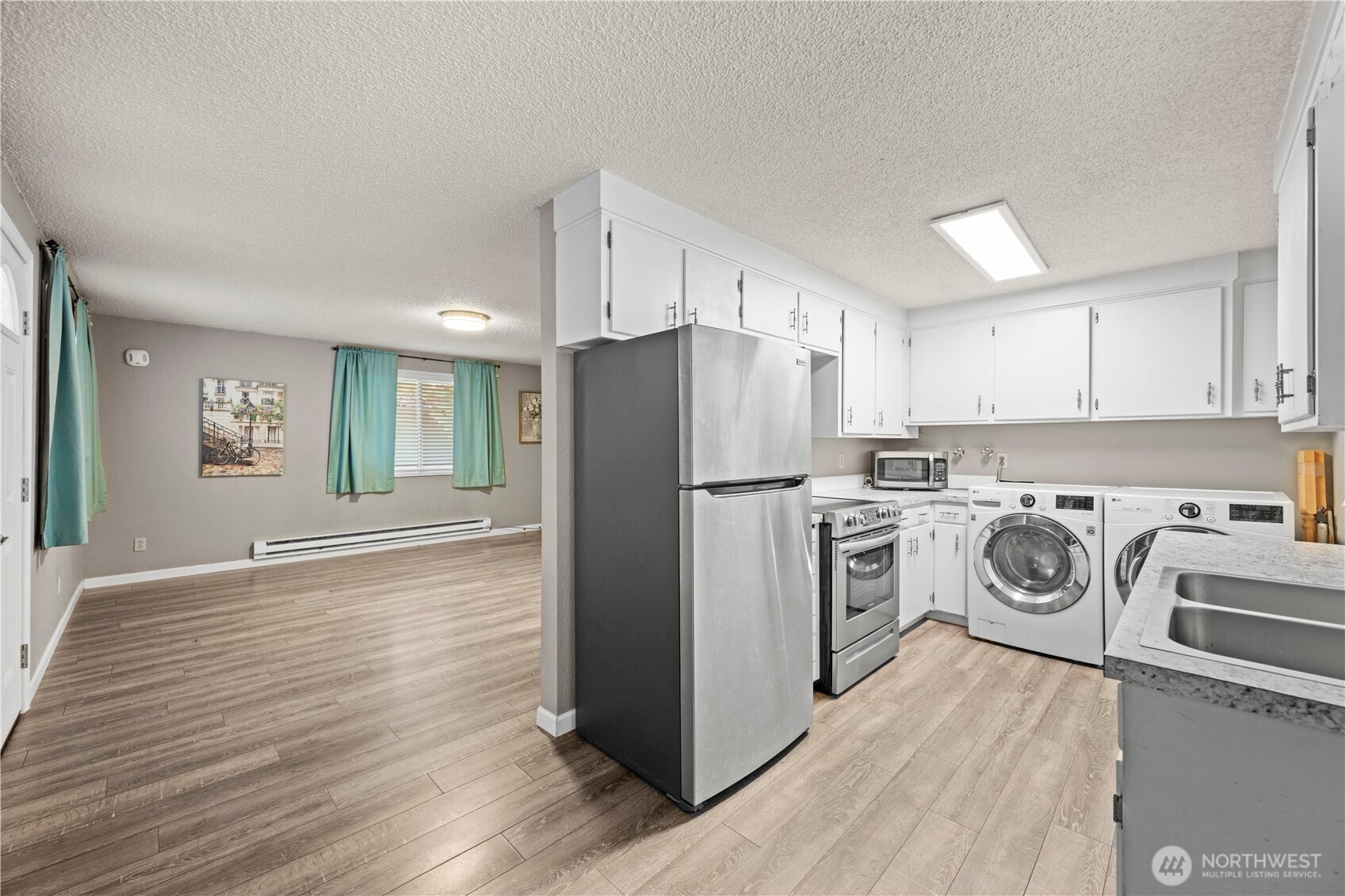 42032 N Shore Lane Property Photo 8