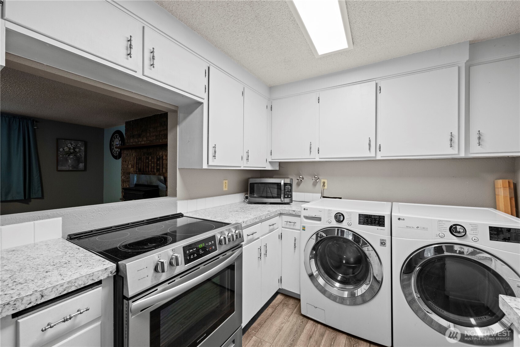 42032 N Shore Lane Property Photo 10