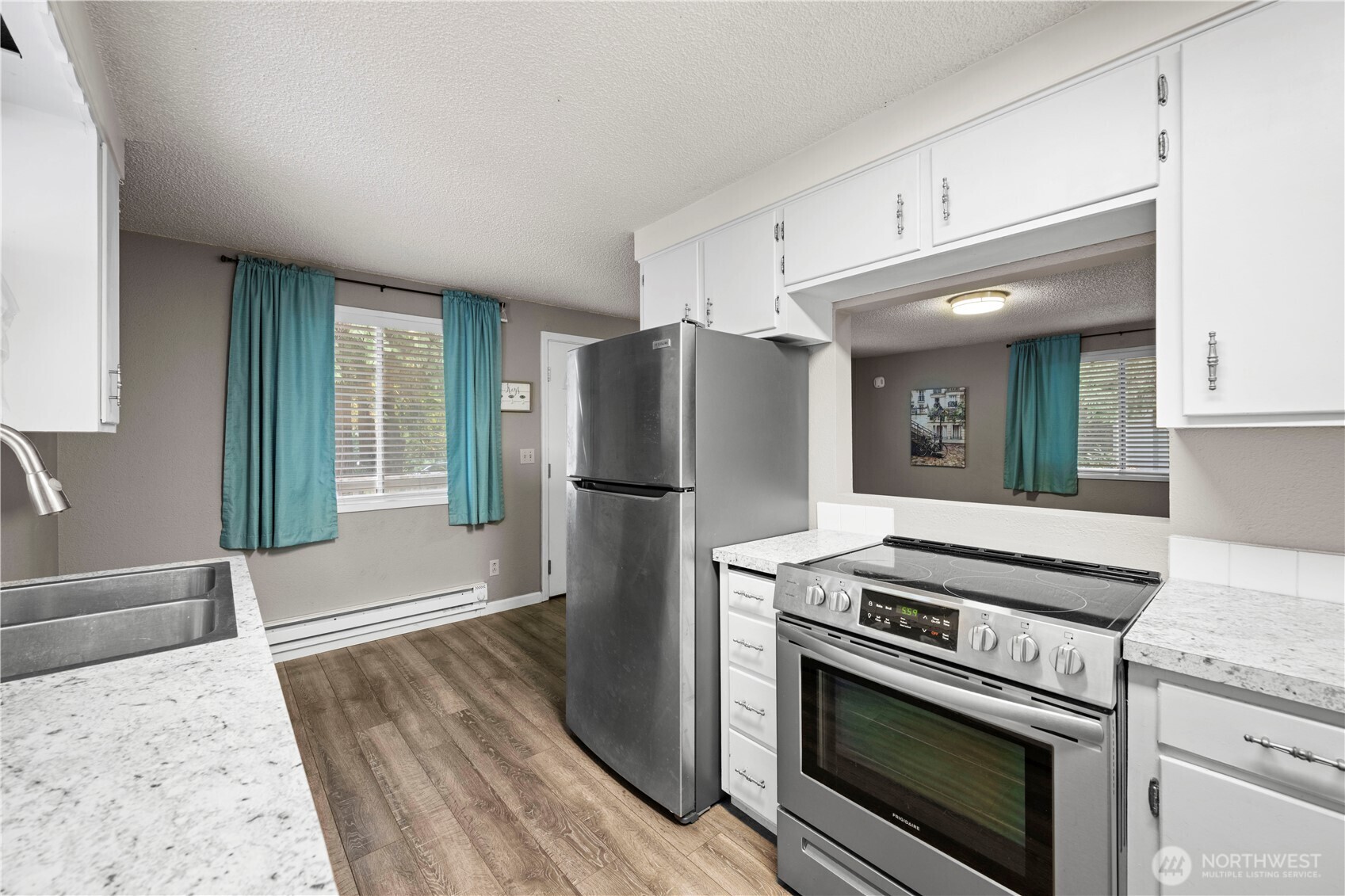 42032 N Shore Lane Property Photo 12