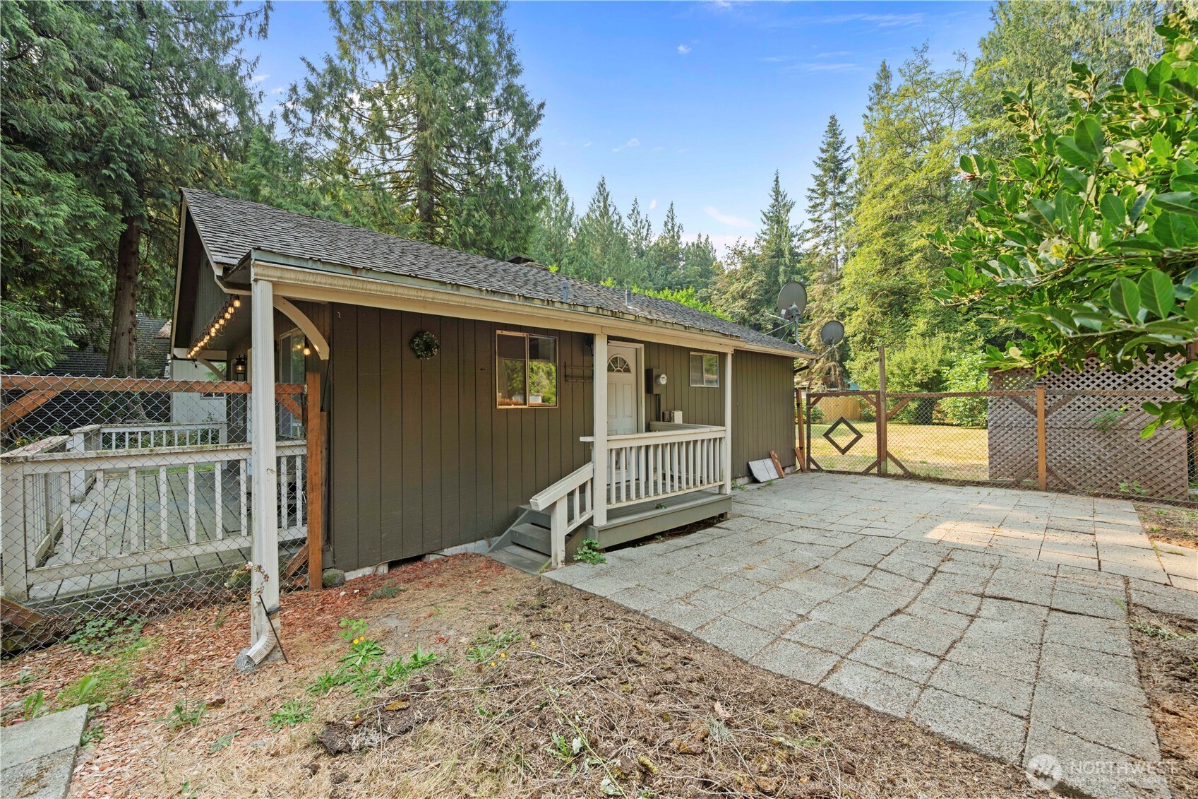 42032 N Shore Lane Property Photo 16