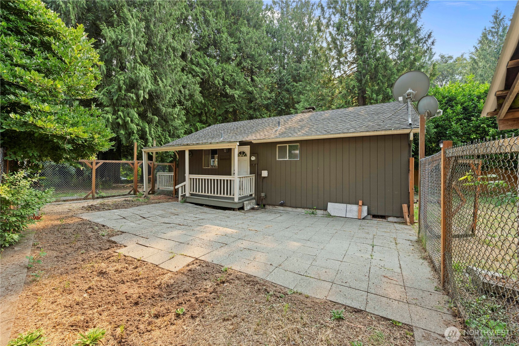 42032 N Shore Lane Property Photo 18