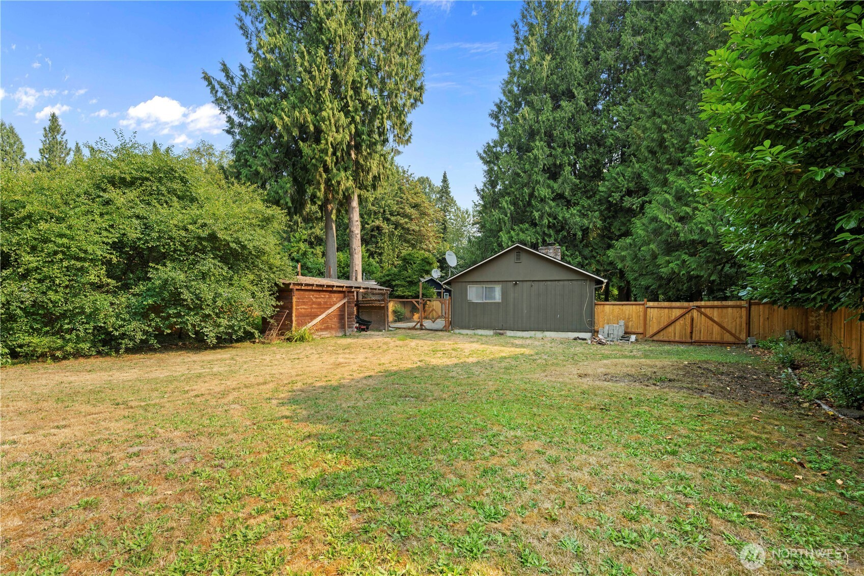 42032 N Shore Lane Property Photo 21