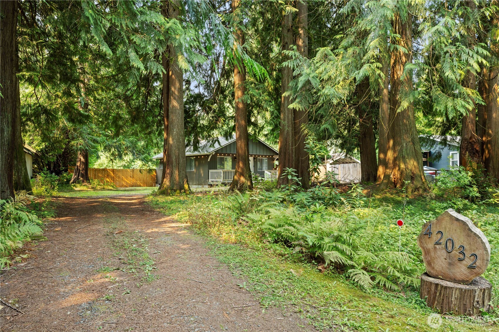 42032 N Shore Lane Property Photo 24
