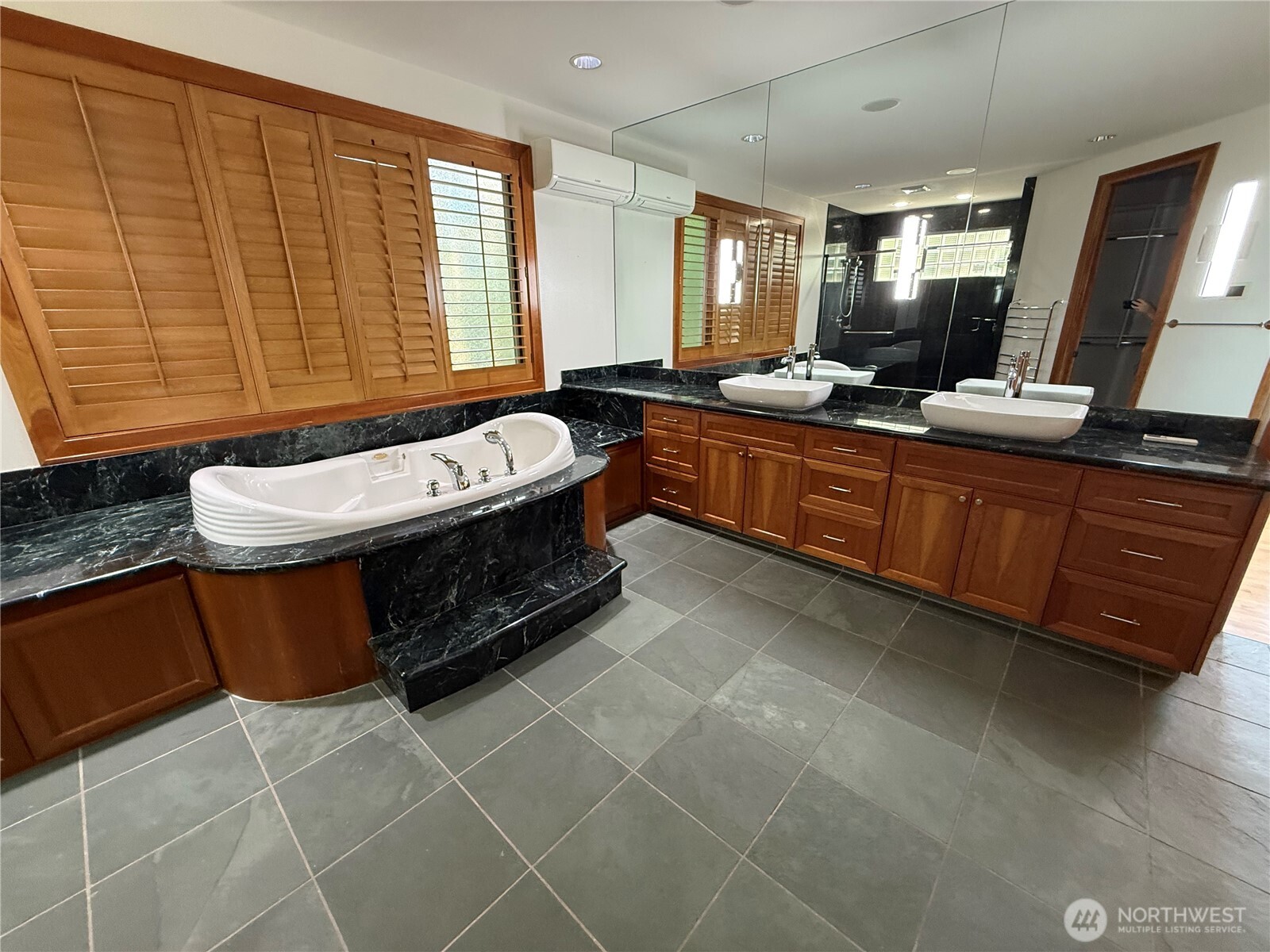 7275 N Mercer Way Property Photo 29
