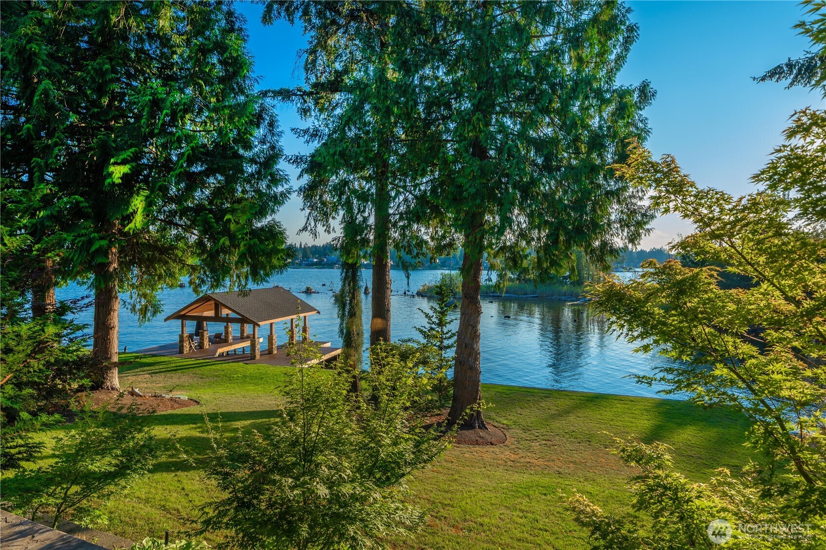 20914 Snag Island Drive Property Photo 4