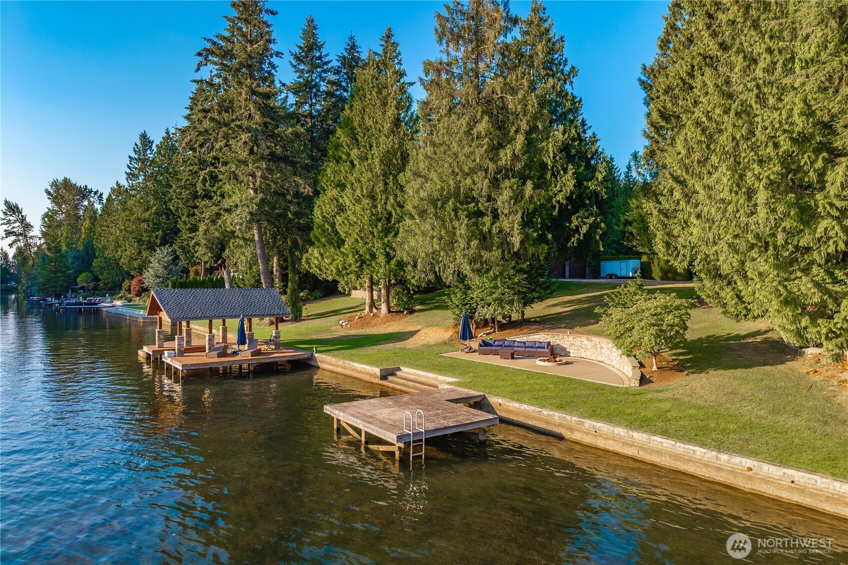 20914 Snag Island Drive Property Photo 5