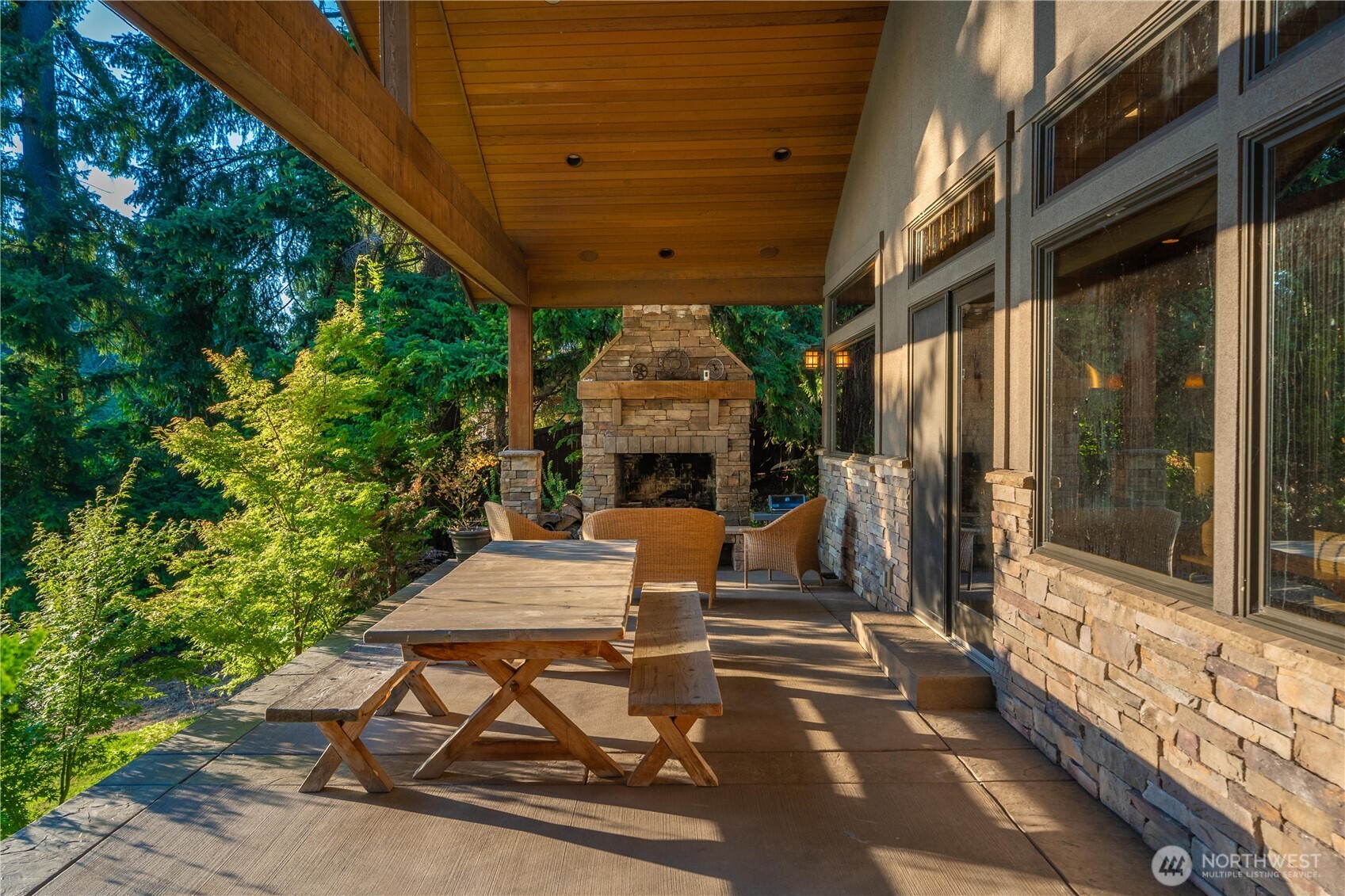 20914 Snag Island Drive Property Photo 9
