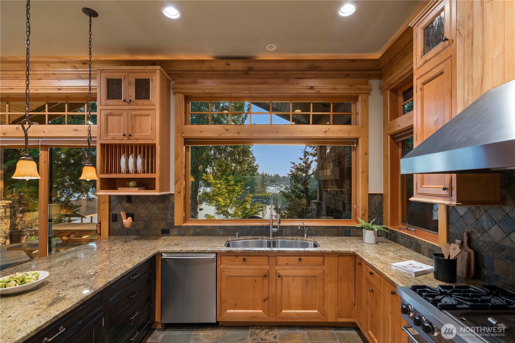 20914 Snag Island Drive Property Photo 14