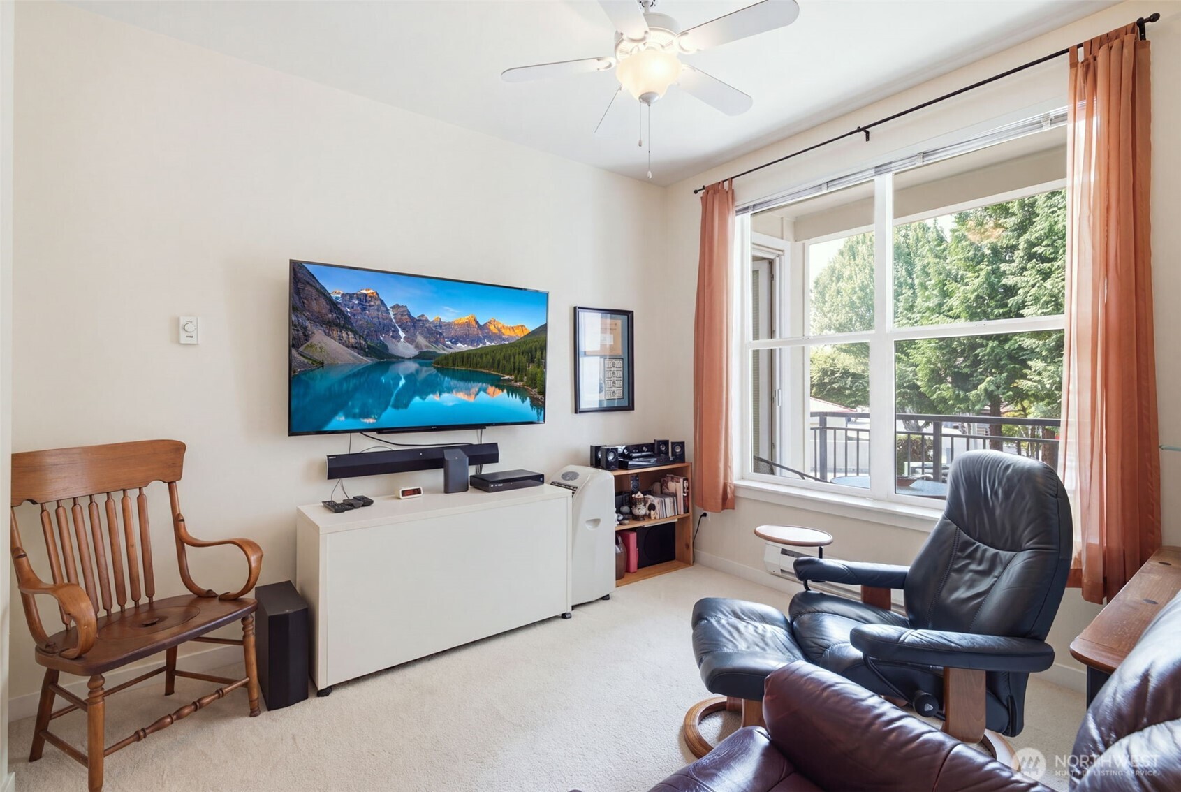 55 Williams Avenue 201 Property Photo 18