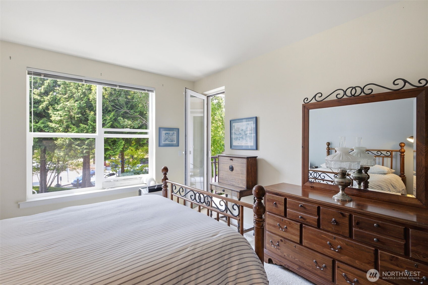 55 Williams Avenue 201 Property Photo 20