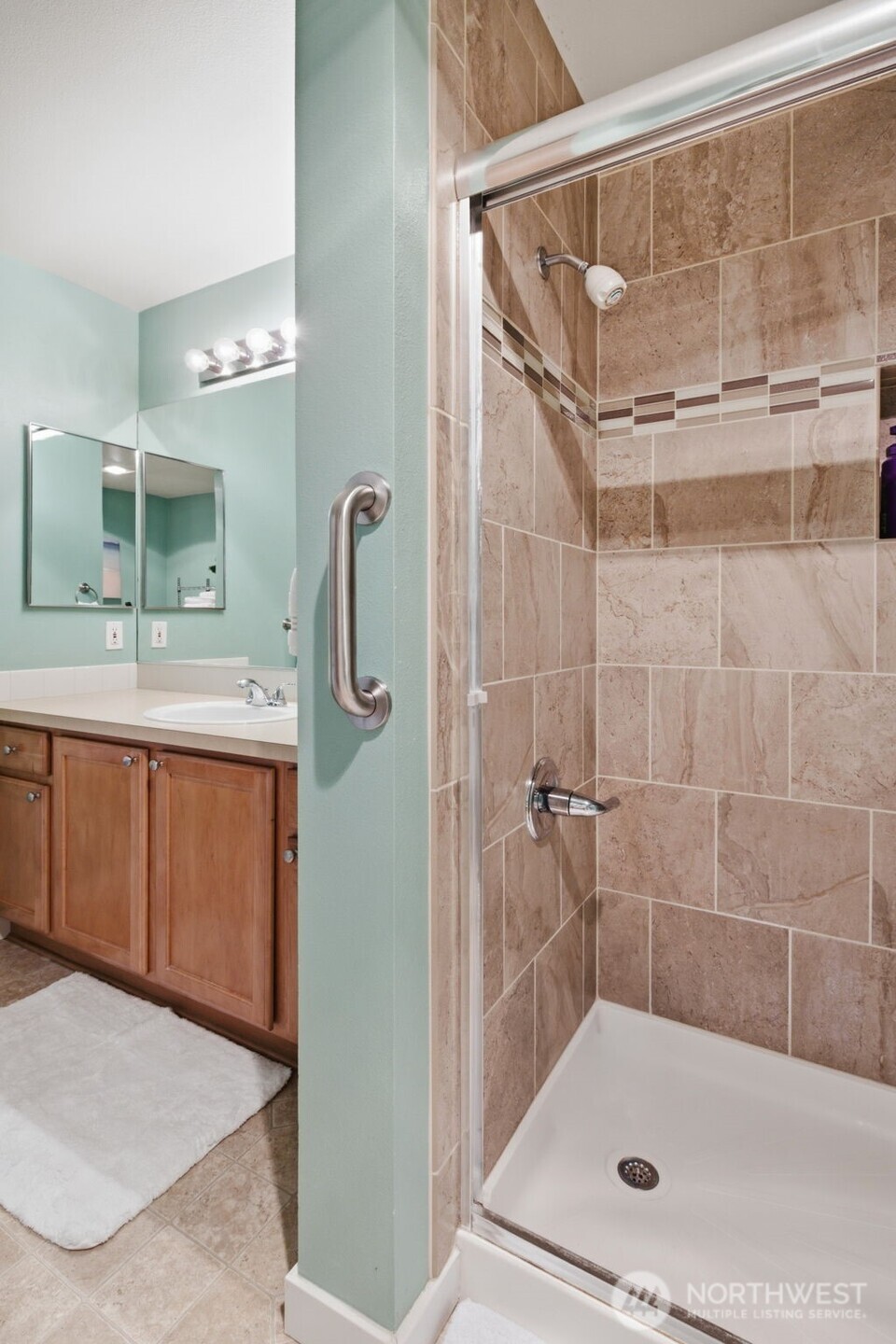 55 Williams Avenue 201 Property Photo 23