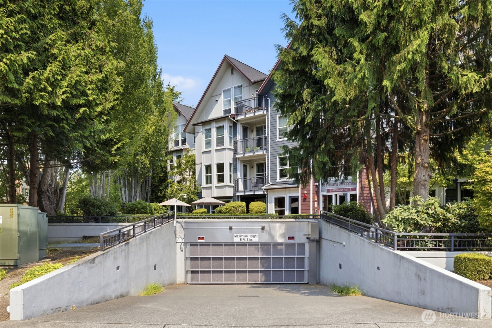 55 Williams Avenue 201 Property Photo 25