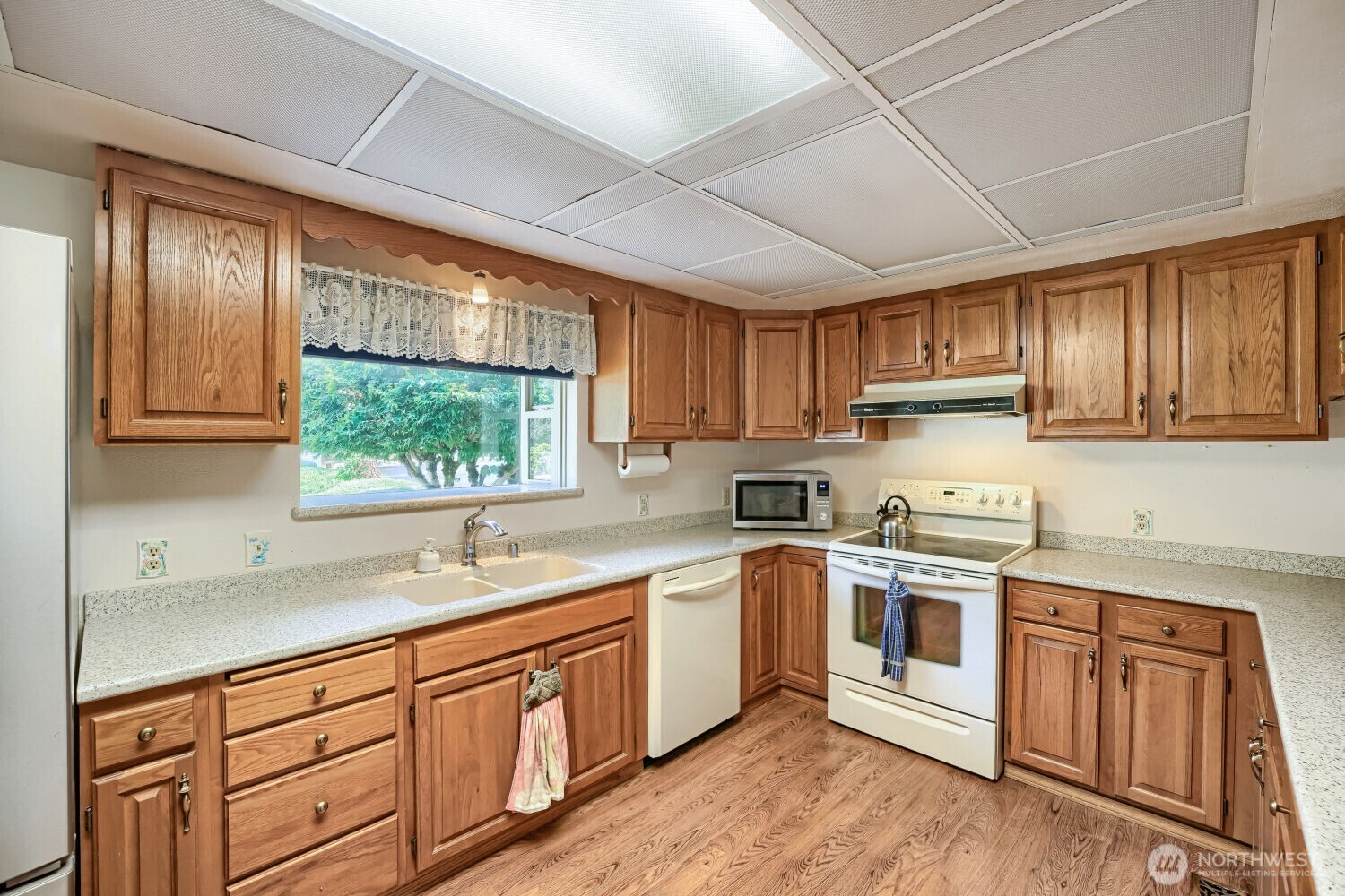 16108 43rd Street Property Photo 8