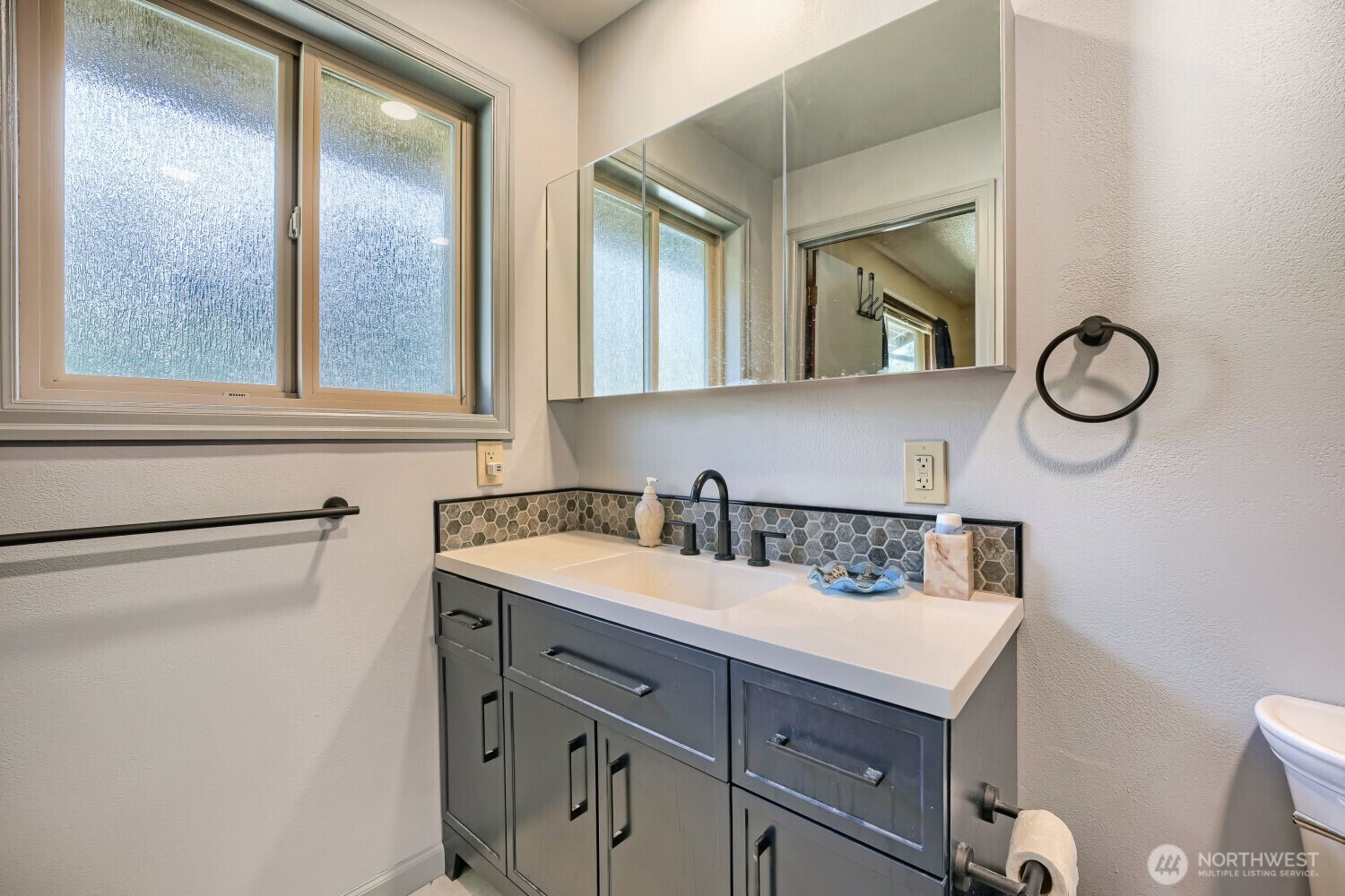 16108 43rd Street Property Photo 21