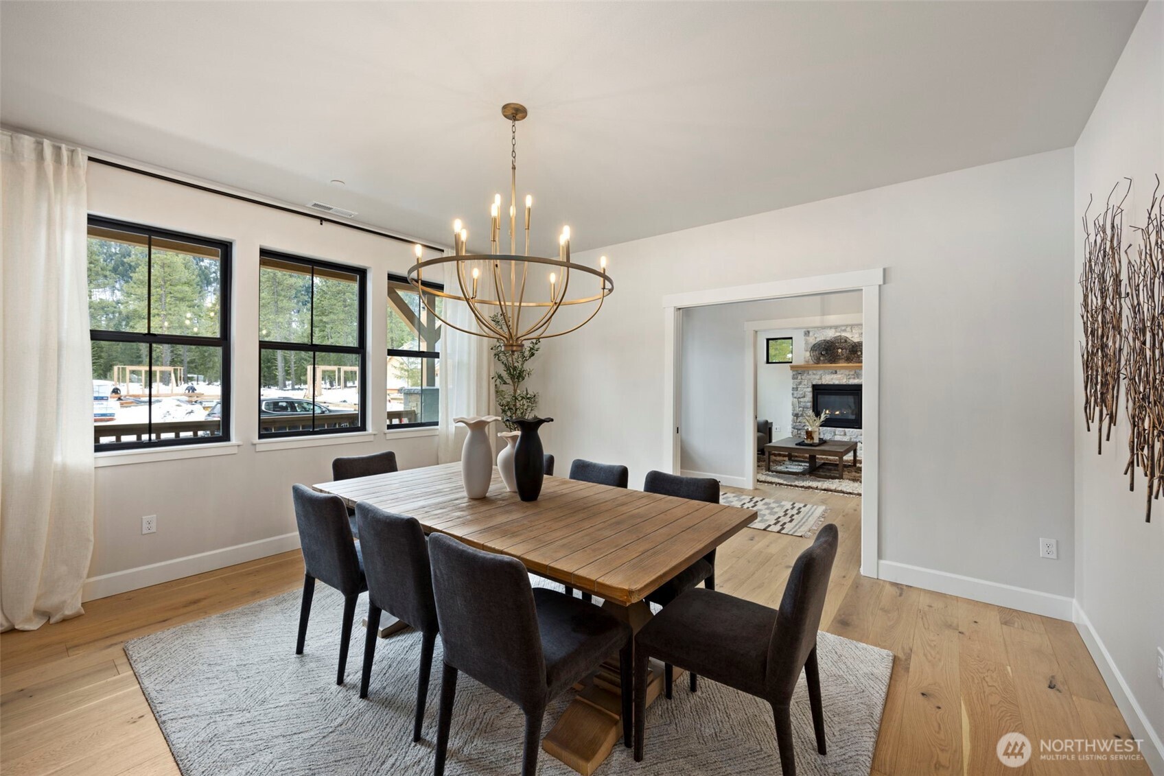 1170 Domerie Park Loop Property Photo 4