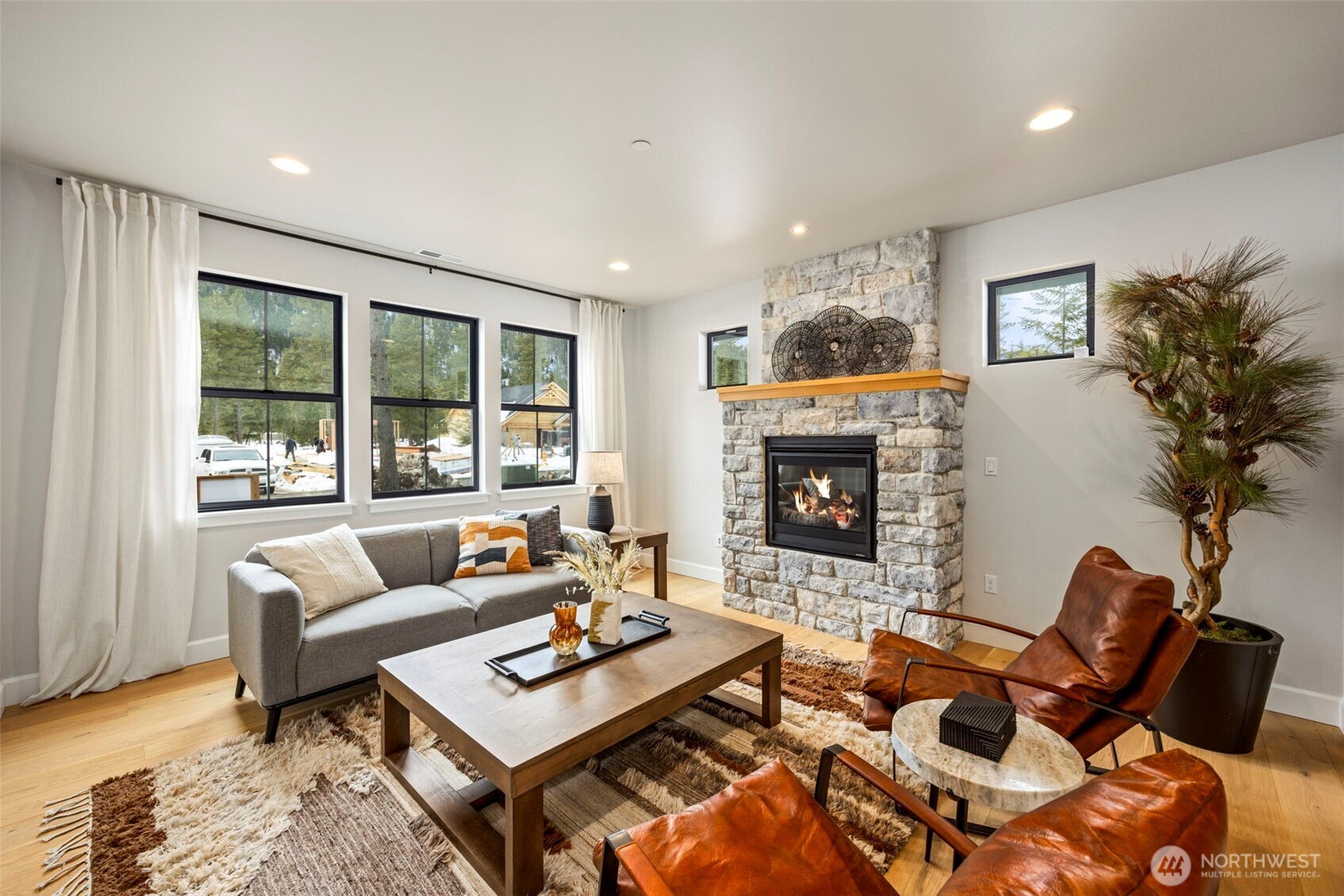1170 Domerie Park Loop Property Photo 6