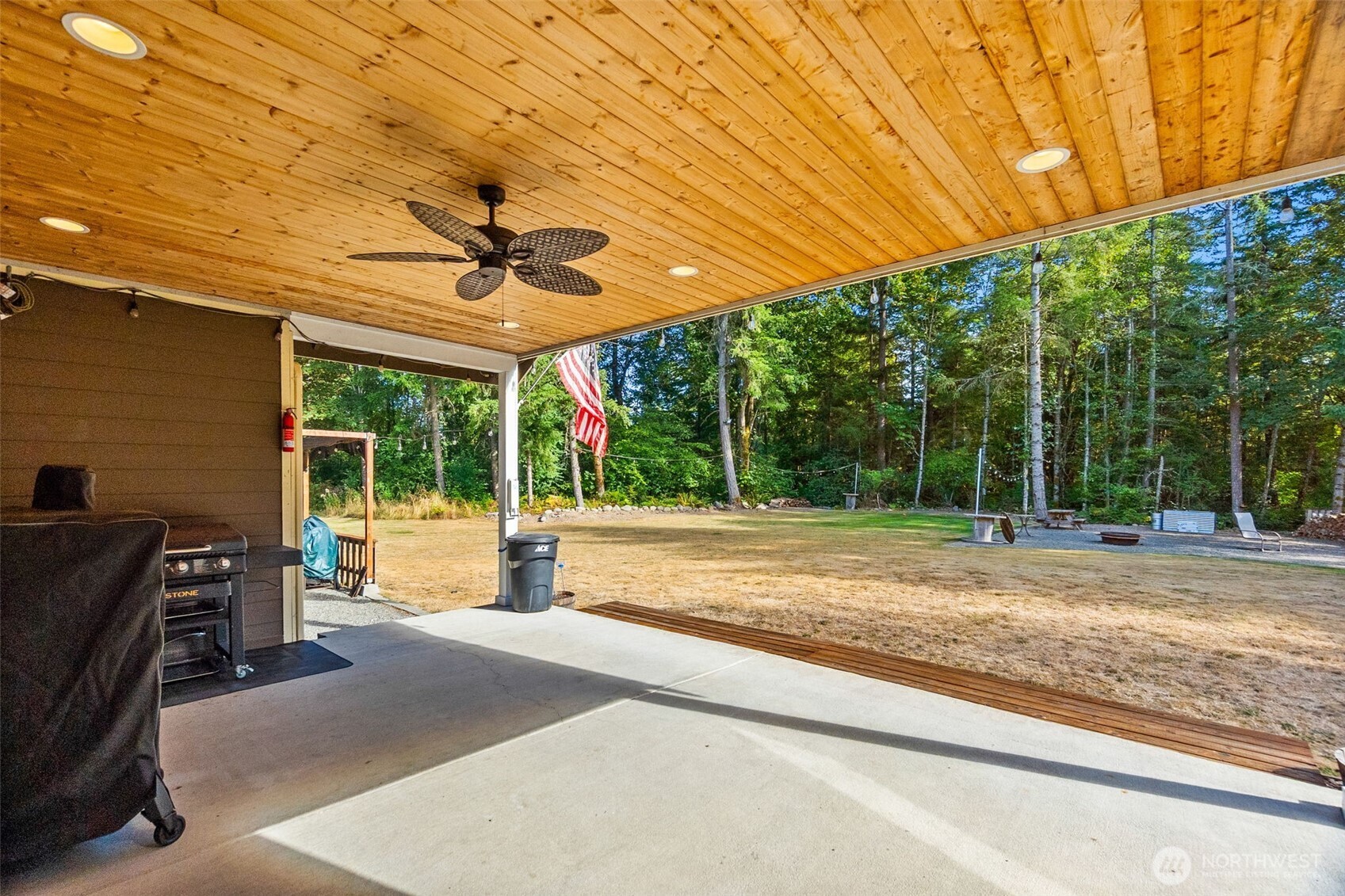 14512 Brenda Drive Property Photo 7