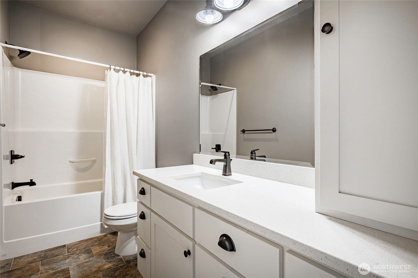 1312 Bradley Meadows Court Property Photo 29