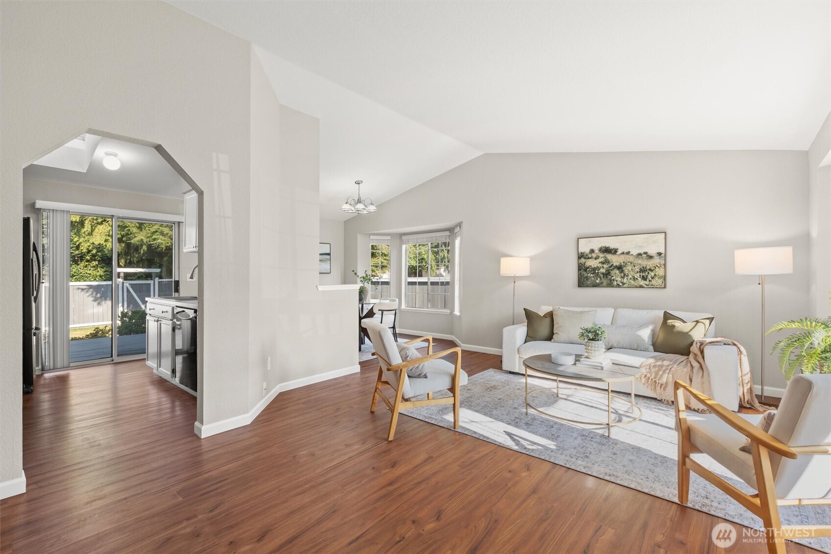1630 91st Drive Property Photo 2